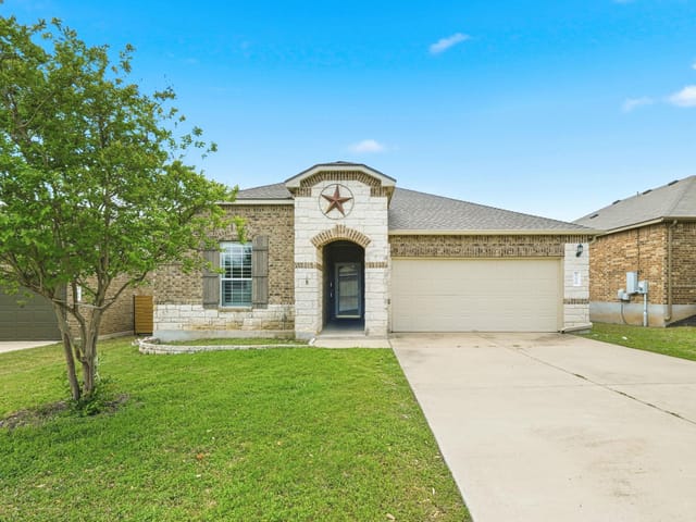 755 Hoot Owl Ln S
