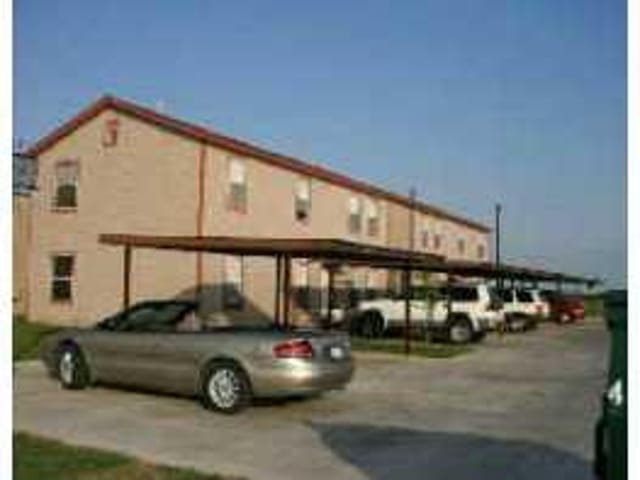 755 River RD