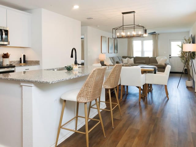 759 Bluegrass PT
