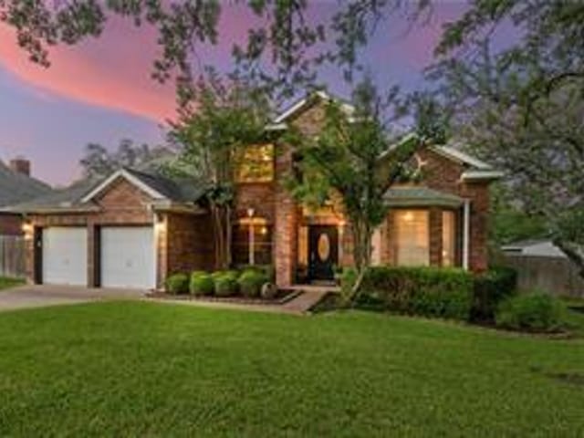 7600 Yaupon Dr