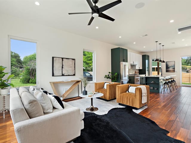 7603 Creston Ln Unit #1