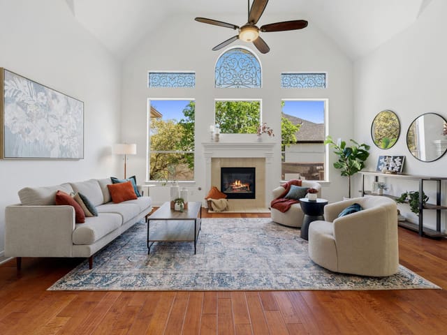7604 Menler DR
