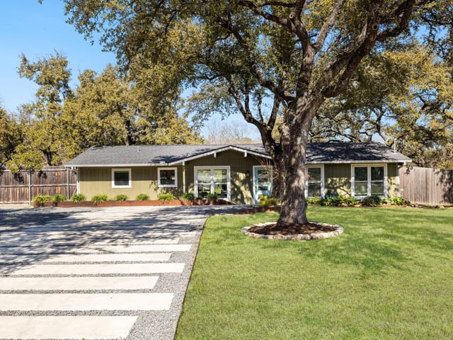 7604 Oak Hedge Pl