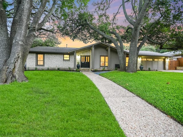 7604 Rustling Rd