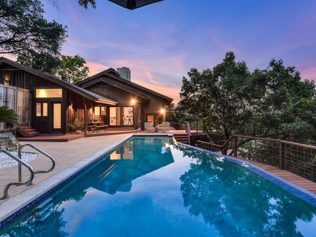 7609 Parkview Cir