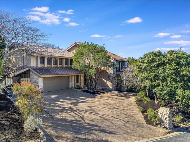 7612 Parkview Cir