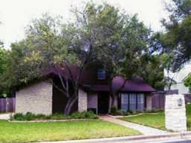 7615 ROCKPOINT DR