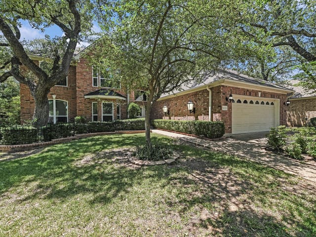 View 7615 Yaupon DR in Great Hills 23 7615 Yaupon DR - front exterior - Luxury home in Great Hills 23, Austin, TX
