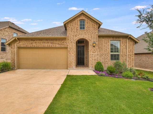 762 Catalina Ln