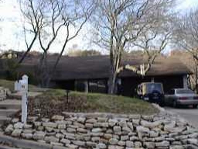 7629 PARKVIEW Cres
