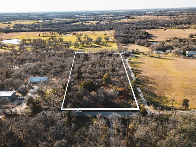 763 N County Line Rd