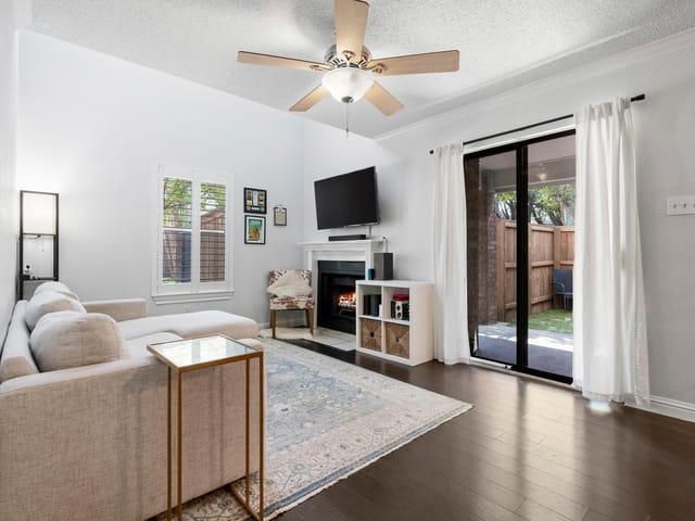7635 Guadalupe ST Unit #202