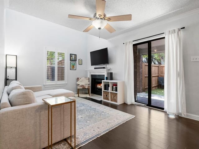 7635 Guadalupe ST Unit #202