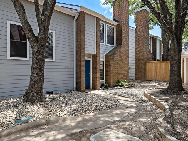 7635 Guadalupe St Unit #806