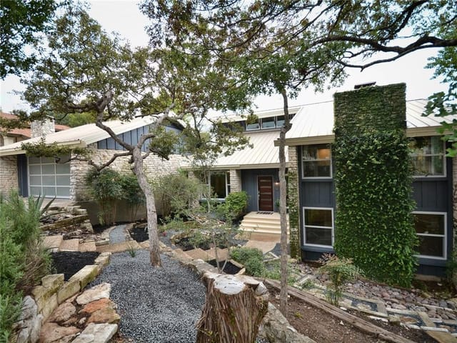 7643 Parkview Cir