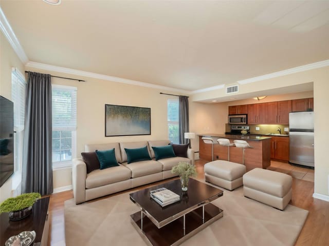 7685 Northcross Dr Unit #225