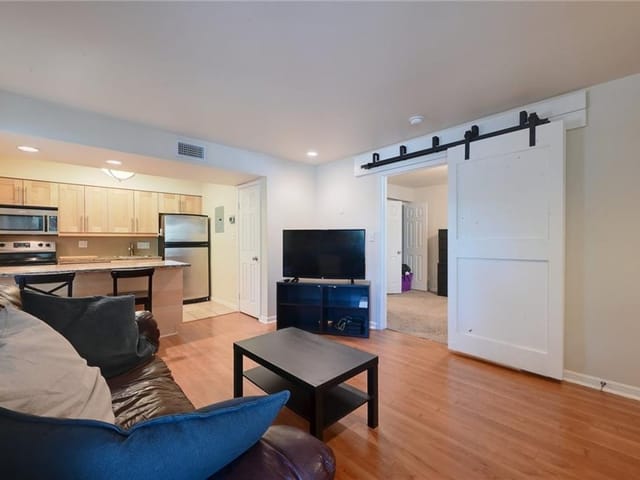 7685 Northcross Dr Unit #424
