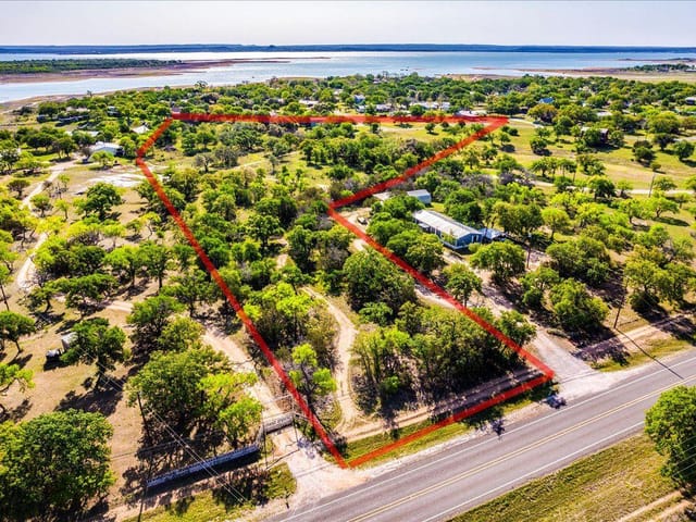 7688 Hwy 261