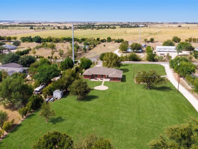 770 Green Acres