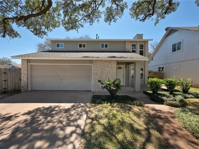 7701 Copperas Dr