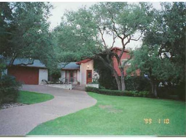 7701 Shadyrock Dr