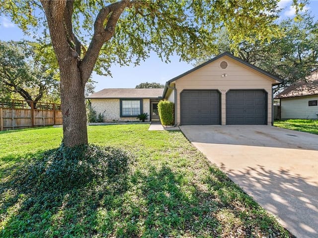 7702 Copano Dr