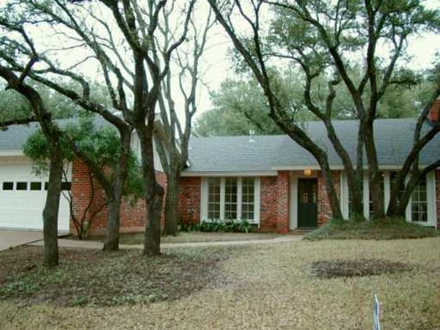 7703 LONG POINT Dr