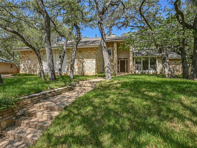 7704 Bramblewood CIR