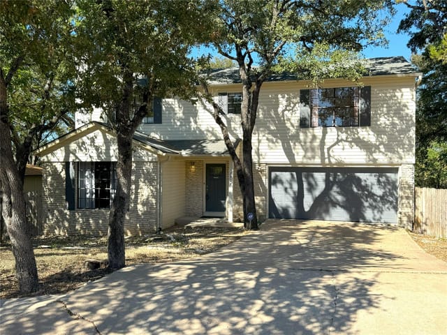 7704 Evaline Ln