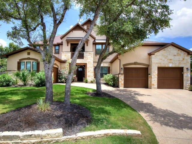 7704 Haggans Ln