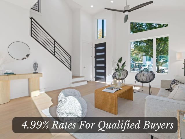 7704 Hardy Dr Unit #1