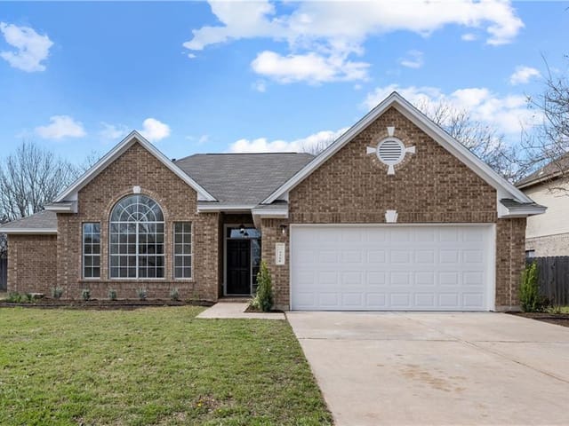 7704 Kiva Dr