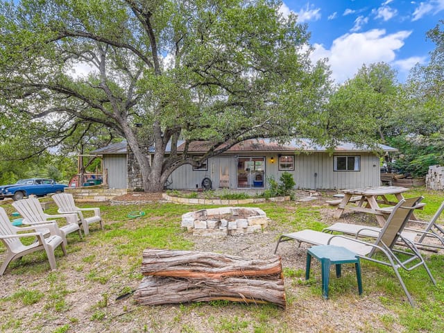 7704 Williamson Creek DR