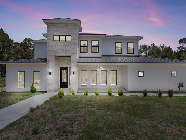 7705  Calcutta Run Dr
