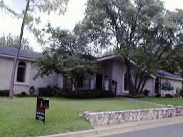 7705 LONG POINT DR