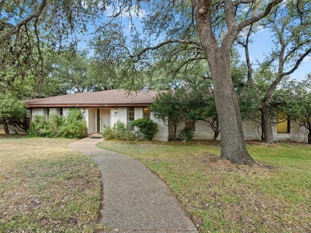 7706 West Rim Dr