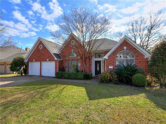 7707 Blue Lilly Dr