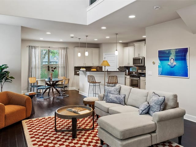 7709 Menchaca RD Unit #14