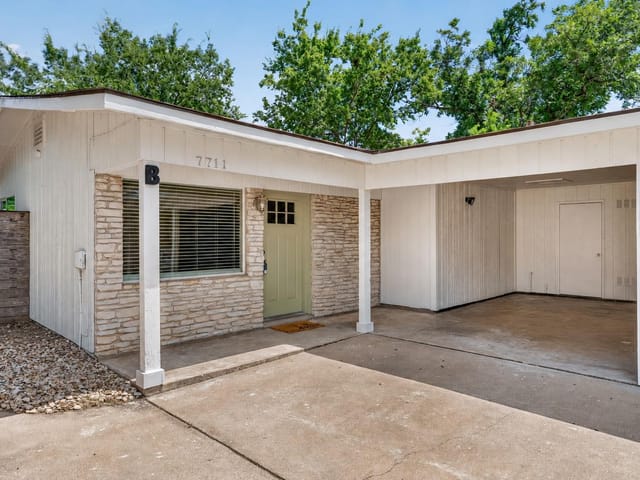 7711 Watson ST Unit #B