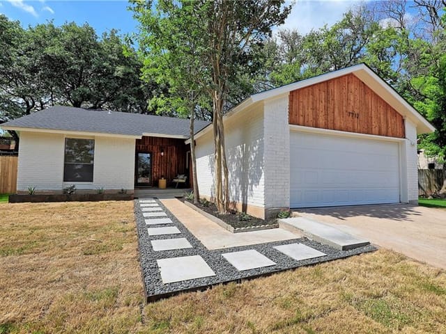7712 Beauregard Cir