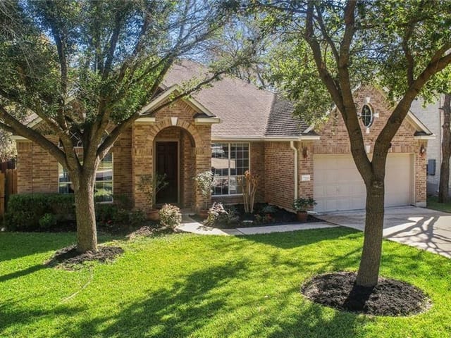 7713 Seneca Falls Loop