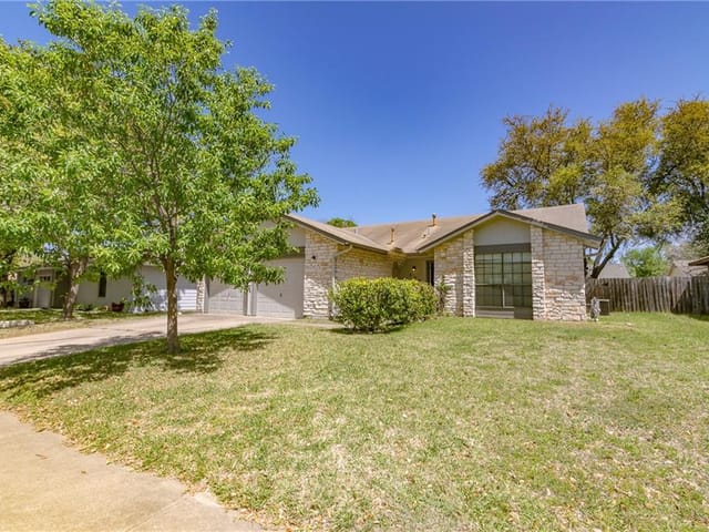 7723 MANASSAS Dr