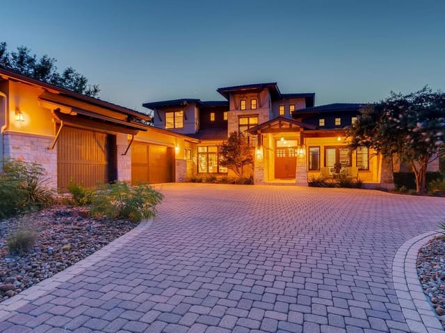 7724 Lynchburg Dr