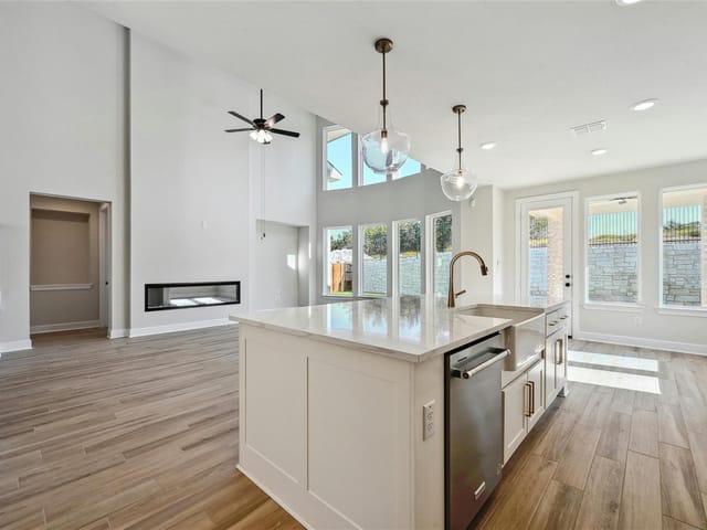 7725 Becasseau Dr