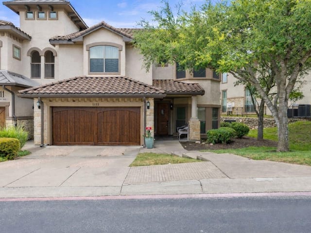 7800 Southwest PKWY Unit #1112