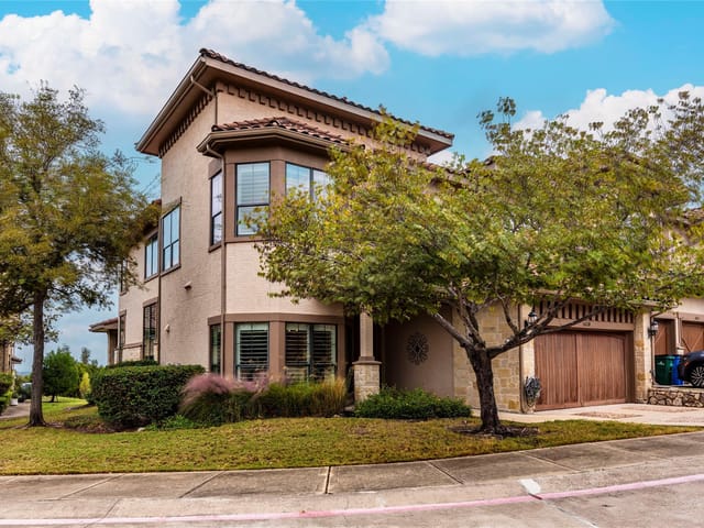 7800 Southwest Pkwy Unit #1610