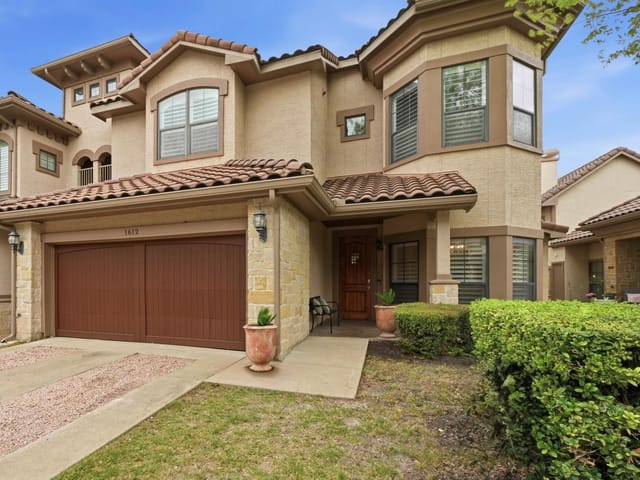 7800 Southwest Pkwy Unit #1612