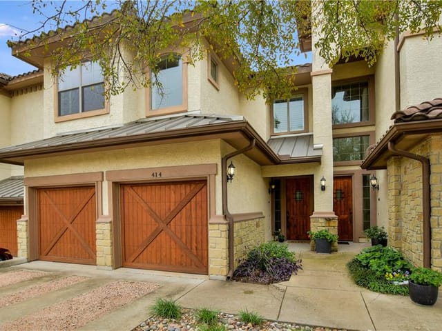 7800 Southwest PKWY Unit #414