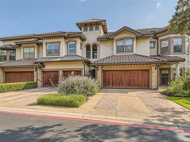 7800 Southwest PKWY Unit #511