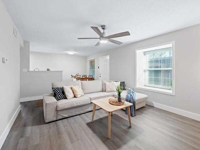 7801 Shoal Creek Blvd Unit #203